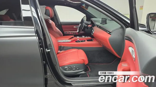 Genesis GV70 2023 Серый из Кореи, фото 2