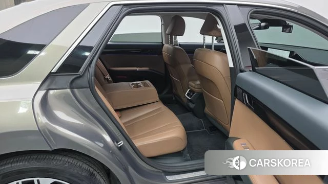 Hyundai Grandeur (GN7) 2023 Песочный из Кореи, фото 2