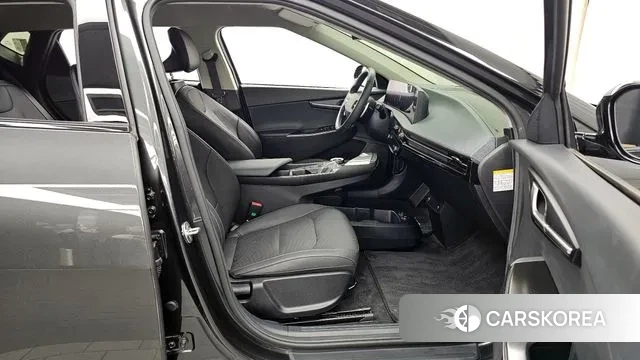 Kia EV6 2022 Серый из Кореи, фото 2