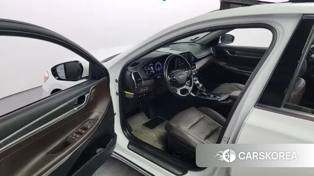 Hyundai Grandeur IG Hybrid 2019 Белый из Кореи, фото 2