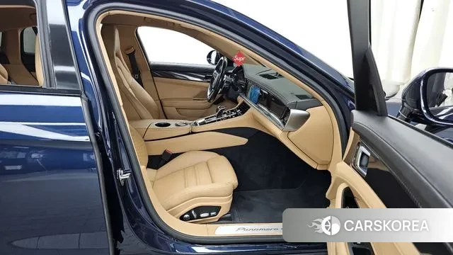 Porsche Panamera (971) 2018 Синий из Кореи, фото 2