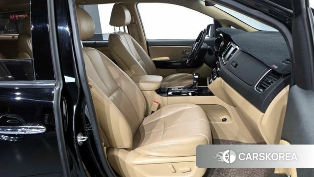 Kia The New Carnival 2019 Черный из Кореи, фото 2