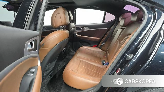 Genesis G70 2019 Черный из Кореи, фото 2