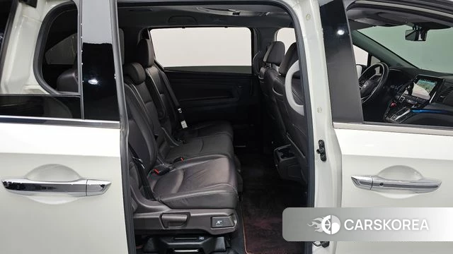 Honda Odyssey 2019 Белый из Кореи, фото 2