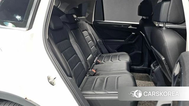 Volkswagen Tiguan second Generation 2020 Белый из Кореи, фото 2