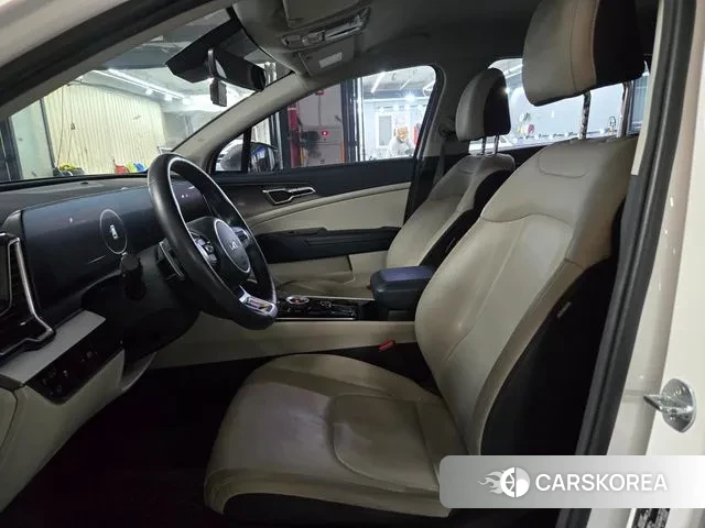 Kia Sportage 5th Generation 2022 Белый из Кореи, фото 2