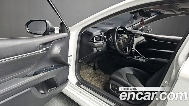 Toyota Camry (XV70) id 2913085 из Кореи 2