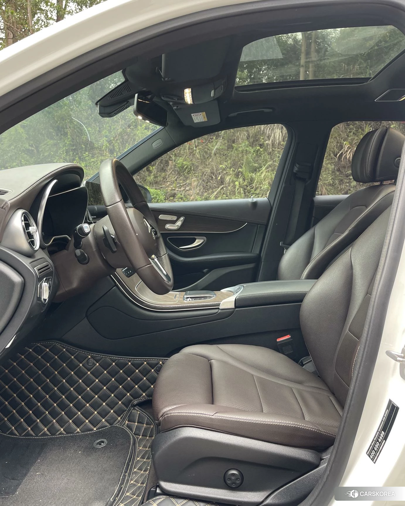 Mercedes-Benz GLC 2022 Белый из Китая, фото 2