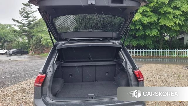 Volkswagen Tiguan second Generation 2018 Серый из Кореи, фото 2