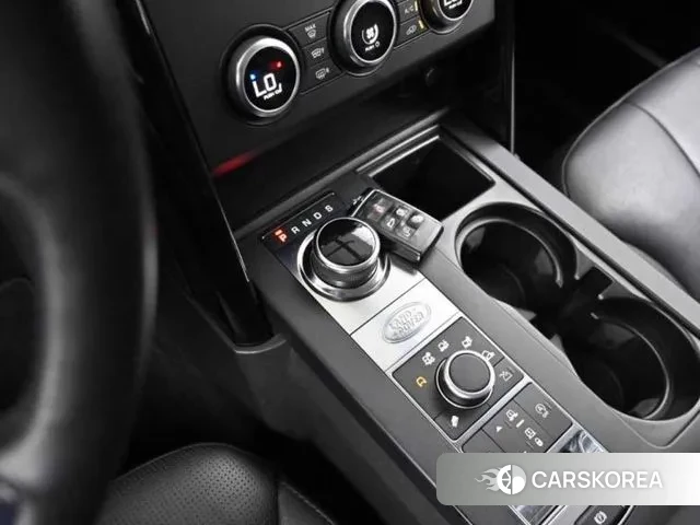 Land Rover Discovery 5 2019 Белый из Кореи, фото 2