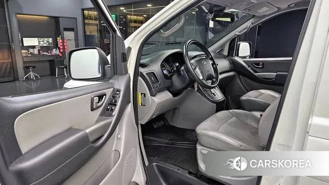 Hyundai The New Grand Starex 2020 Белый из Кореи, фото 2