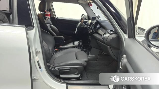 Mini Cooper 2020 Серебряный из Кореи, фото 2