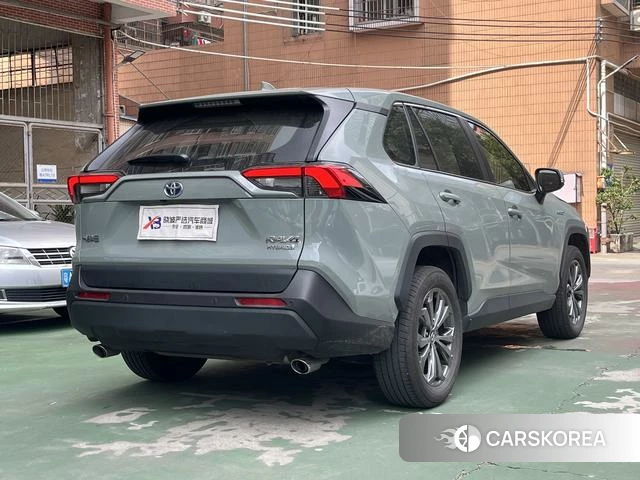 Toyota RAV4 Rongfang 2023 Серебристо-серый из Китая, фото 2