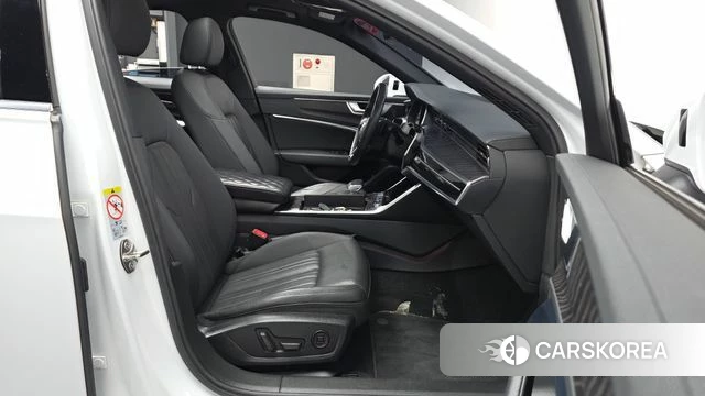 Audi A6 (C8) 2020 Белый из Кореи, фото 2