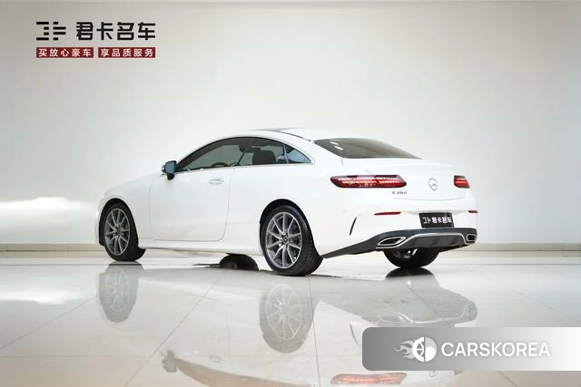 Mercedes-Benz E-class (imported) 2023 Белый из Китая, фото 2