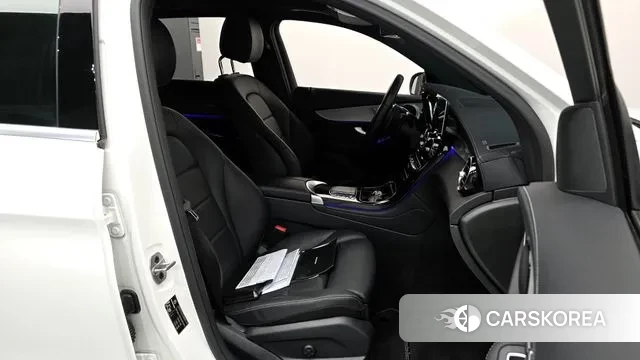 Mercedes-Benz GLC-Class X253 2022 Белый из Кореи, фото 2