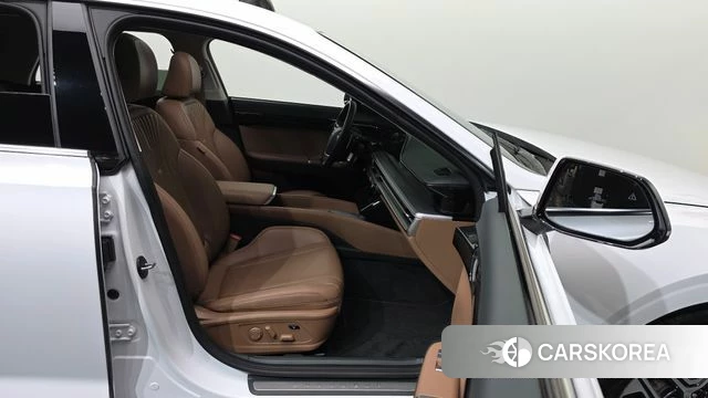 Hyundai Grandeur (GN7) 2023 Белый из Кореи, фото 2