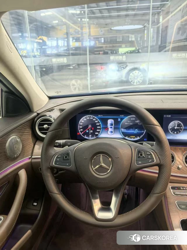 Mercedes-Benz E-class 2018 Черный из Китая, фото 2