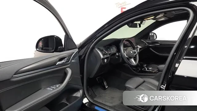 BMW X4 (G02) 2023 Черный из Кореи, фото 2