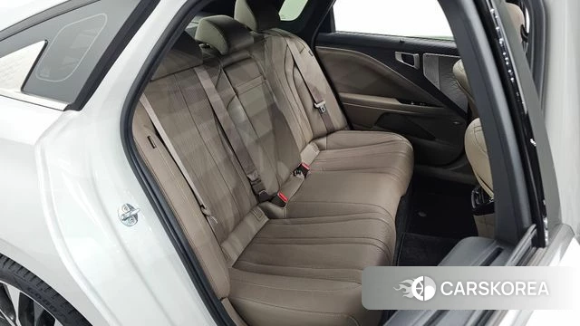 Kia K8 2022 Белый из Кореи, фото 2