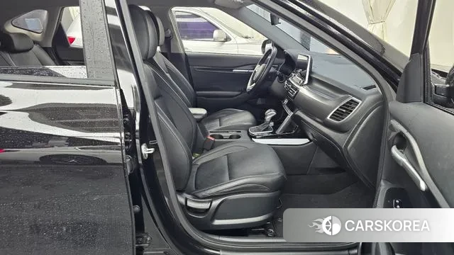 Kia Seltos 2021 Черный из Кореи, фото 2