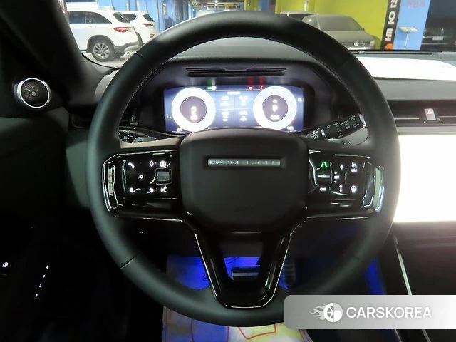 Land Rover Range Rover Evoque 2nd Generation 2025 Черный из Кореи, фото 2