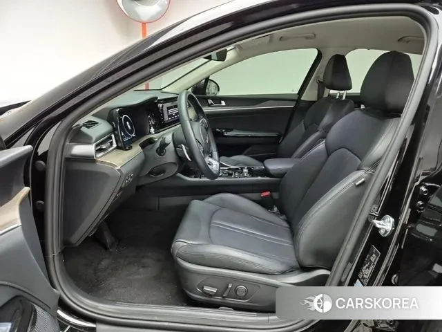 Kia K5 Hybrid 3rd Generation 2023 Черный из Кореи, фото 2