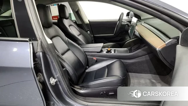 Tesla Model 3 2021 Серый из Кореи, фото 2