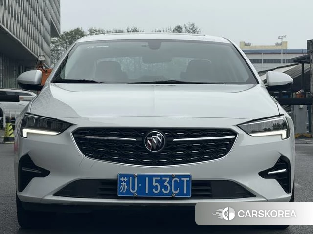 Buick Regal 2023 Белый из Китая, фото 2