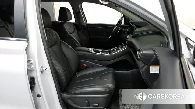 Hyundai The New Santa Fe 2022 Белый из Кореи, фото 2