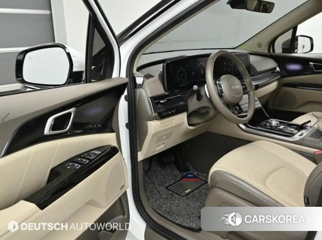 Kia Carnival 4th generation 2023 Белый из Кореи, фото 2