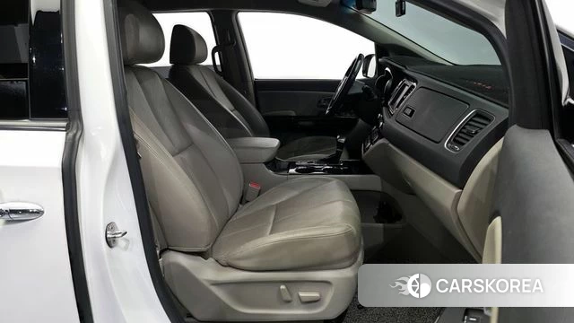 Kia The New Carnival 2018 Белый из Кореи, фото 2