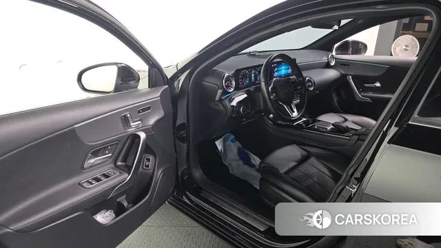 Mercedes-Benz A-Class W177 2021 Черный из Кореи, фото 2