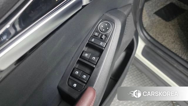 Kia Seltos 2019 Белый из Кореи, фото 2