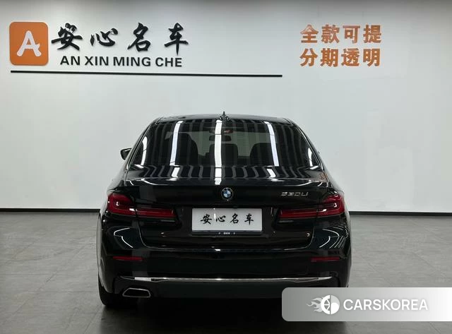 BMW 5 series 2021 Черный из Китая, фото 2