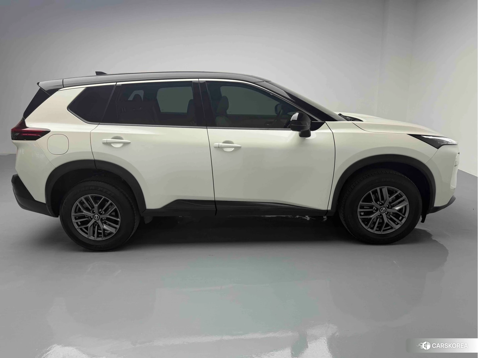 Nissan Qijun 2021 Белый из Китая, фото 2