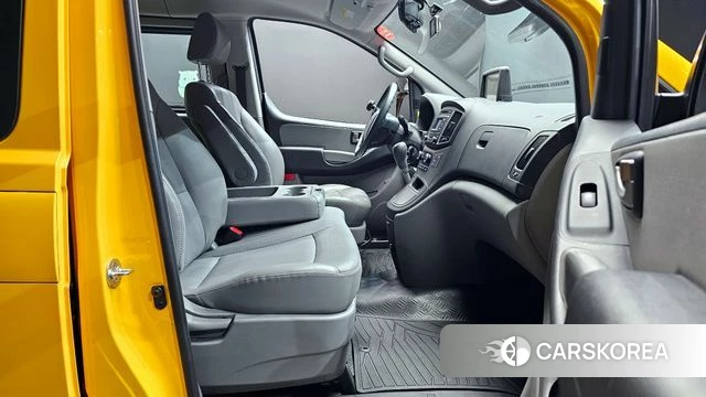 Hyundai The New Grand Starex 2019 Желтый из Кореи, фото 2