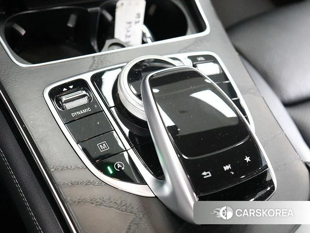 Mercedes-Benz GLC-Class X253 2019 Белый из Кореи, фото 2