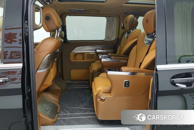 Mercedes-Benz V-class 2022 Черный из Китая, фото 2