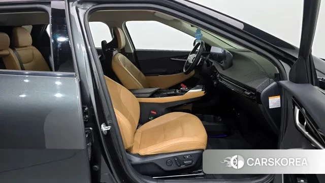 Kia EV6 2022 Серый из Кореи, фото 2