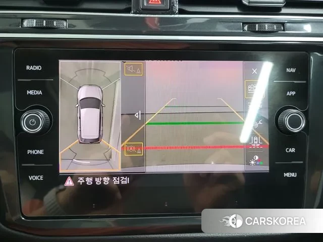 Volkswagen Tiguan second Generation 2018 Белый из Кореи, фото 2