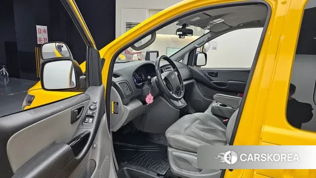 Hyundai The New Grand Starex 2018 Желтый из Кореи, фото 2