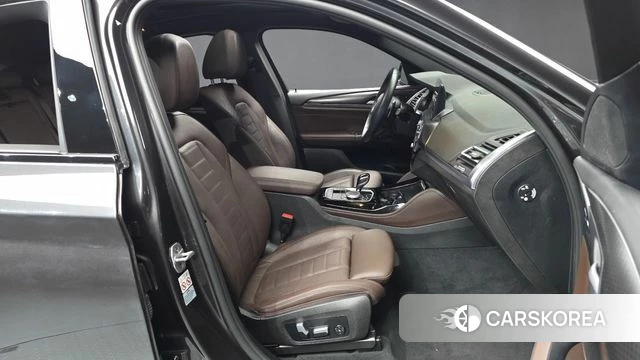 BMW X4 (G02) 2023 Серый из Кореи, фото 2