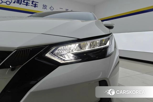 Nissan Xuan Yi 2022 Белый из Китая, фото 2