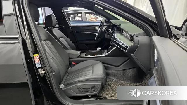 Audi A6 (C8) 2021 Черный из Кореи, фото 2