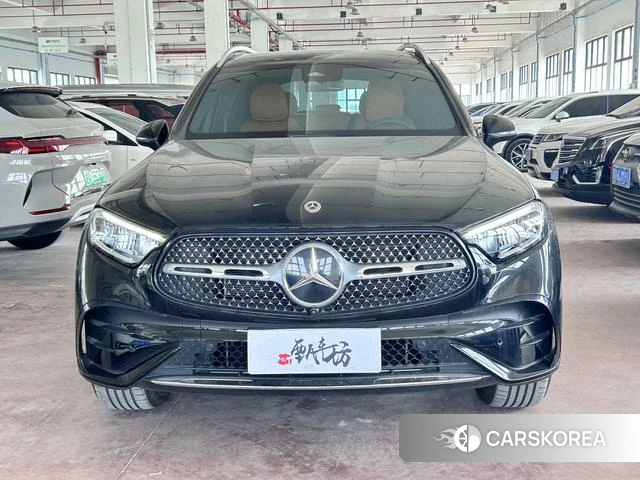 Mercedes-Benz GLC 2024 Черный из Китая, фото 2