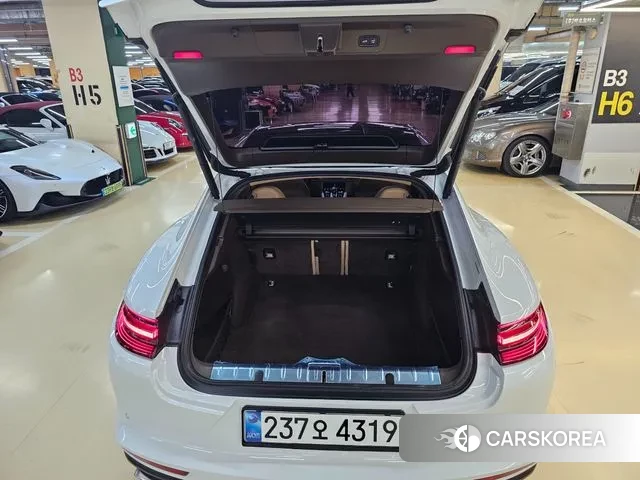 Porsche Panamera (971) 2018 Белый из Кореи, фото 2