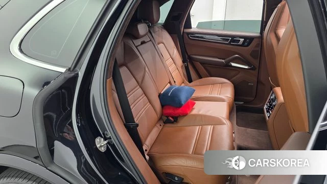 Porsche Cayenne (PO536) 2022 Черный из Кореи, фото 2