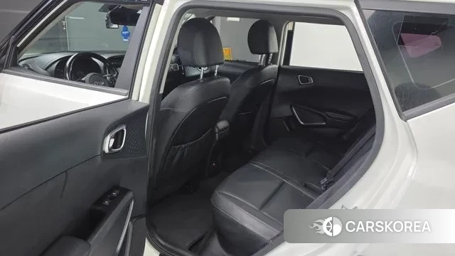 Kia Soul Booster EV 2020 Белый из Кореи, фото 2