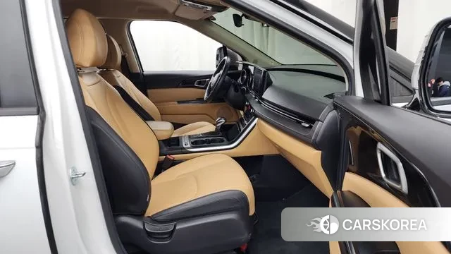 Kia Carnival 4th generation 2023 Белый из Кореи, фото 2